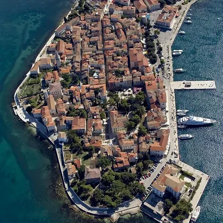 Apartment In With Terrace, Wifi Porec