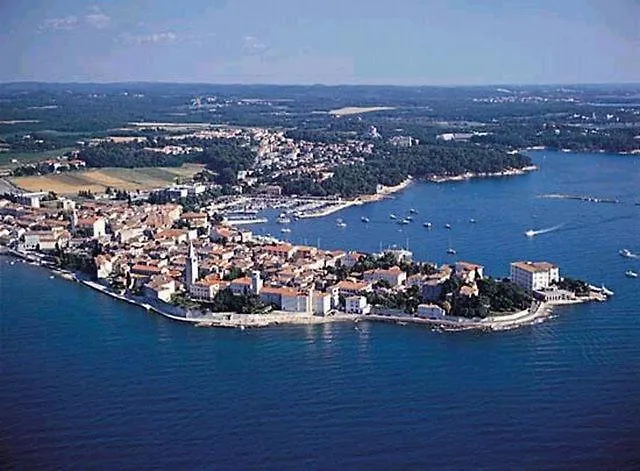 In With Terrace, Wifi ポレッチ